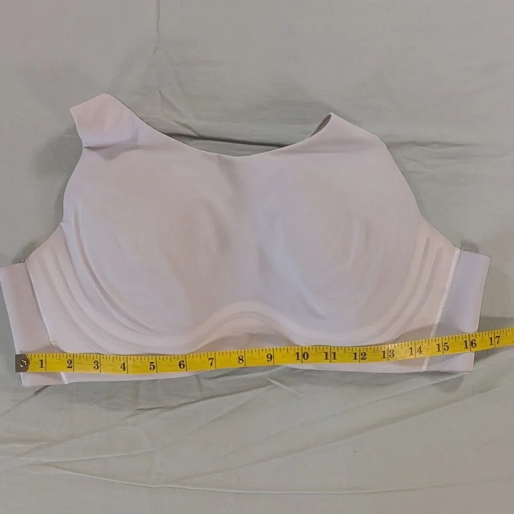 Gymshark Light White Seamless Sports Bra